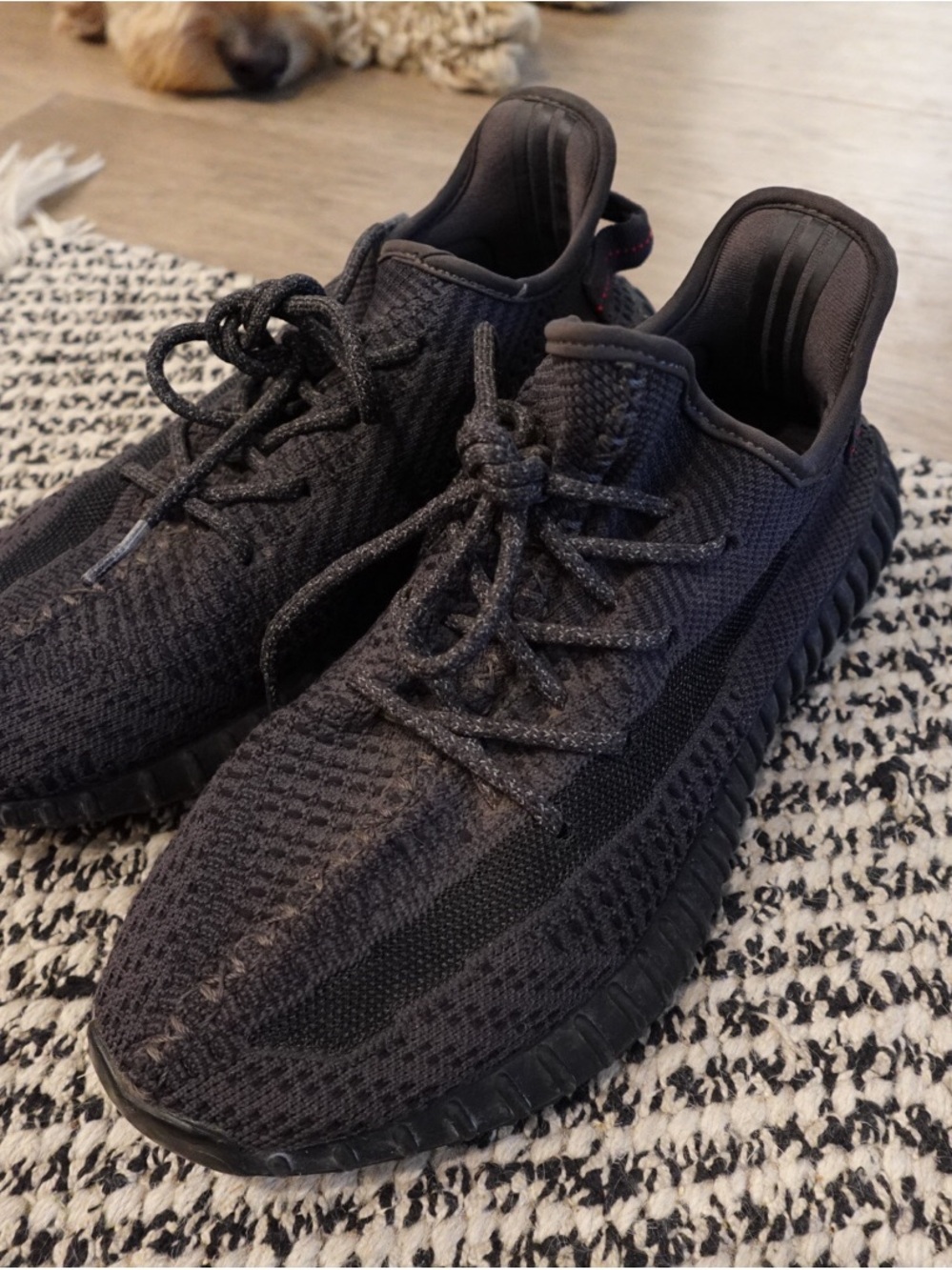 Yeezy Boost Knit Sneakers - Black
